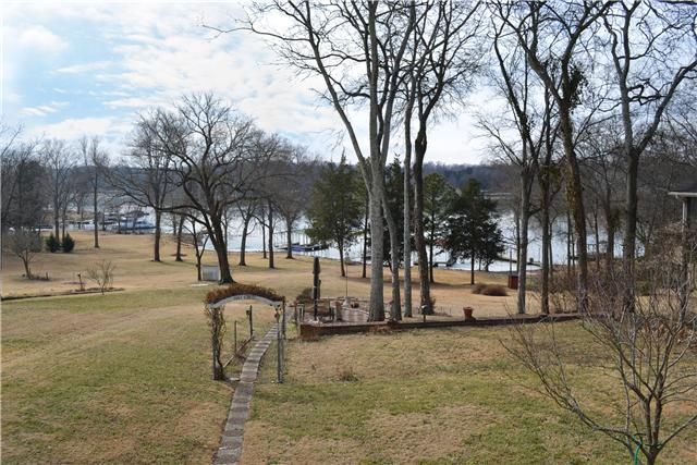 109 Rustic Ln, Gallatin, TN 37066