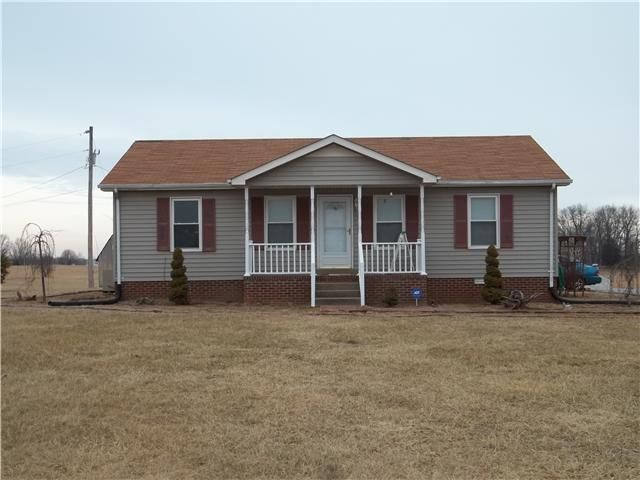 6138 Owens Chapel Rd, Springfield, TN 37172