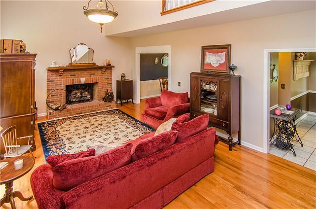 100 Marion Ct, Springfield, TN 37172