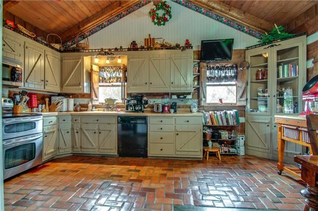 2604 Baugh Rd, Thompsons Station, TN 37179