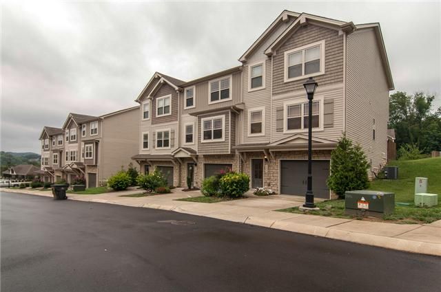327 Stonecrest Way #327, Nashville, TN 37209