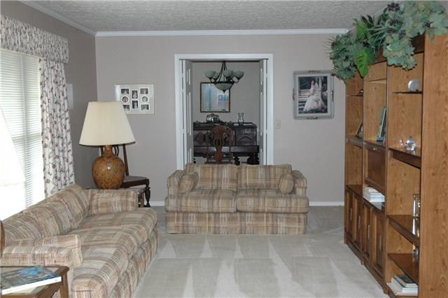103 Freda Ln, Burns, TN 37029