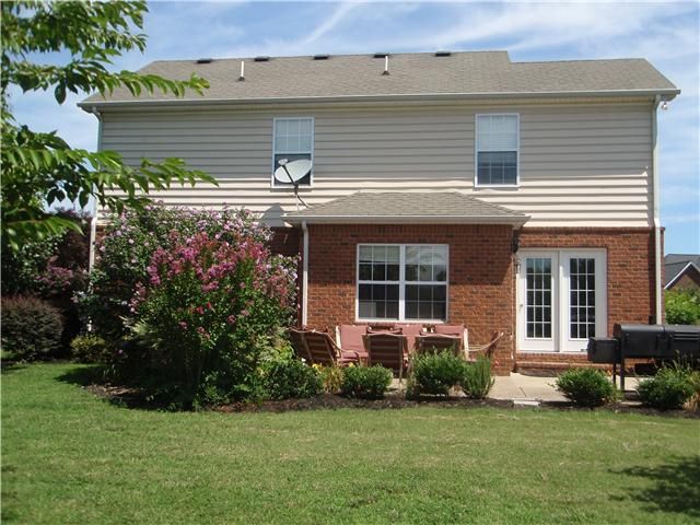 2617 Westhaven Dr, Murfreesboro, TN 37128