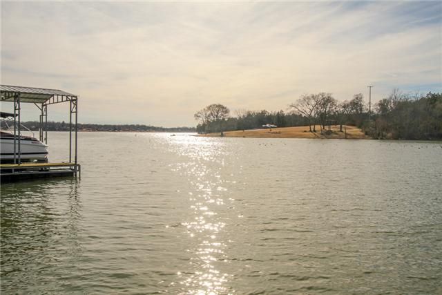1403 Shoreside Dr, Hendersonville, TN 37075