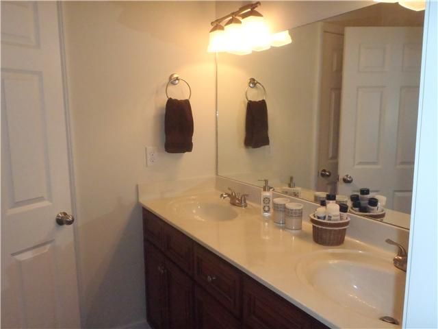 307 Chatfield Way, Dickson, TN 37055