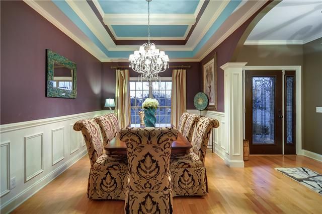 206 Denise Cir, White House, TN 37188