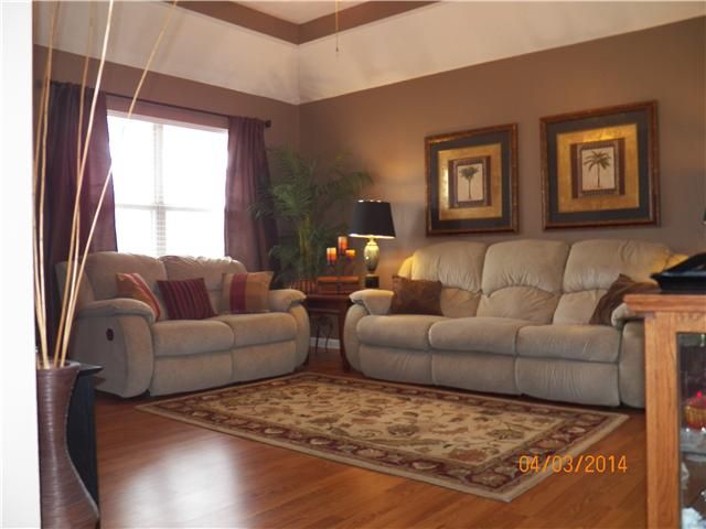1927 Venada Trl, Murfreesboro, TN 37128