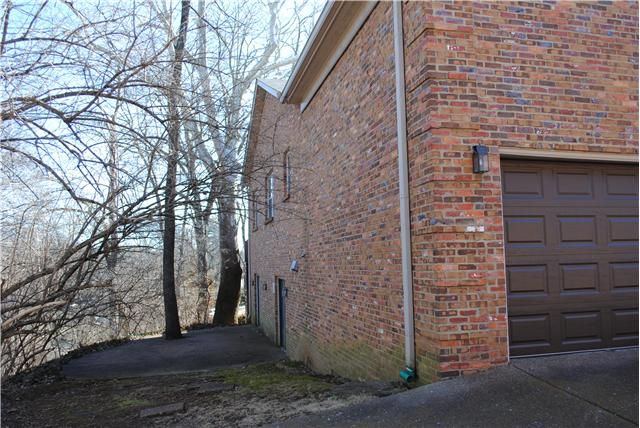 122 Longwood Pl, Nashville, TN 37215