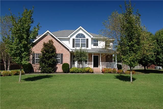 1920 Pennington Dr, Murfreesboro, TN 37129