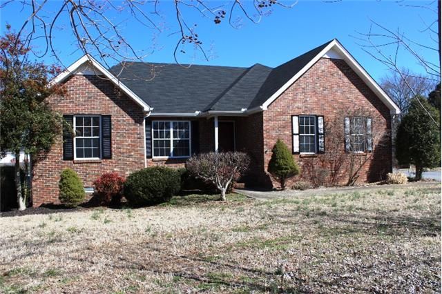 2650 Dilton Mankin Rd, Murfreesboro, TN 37127