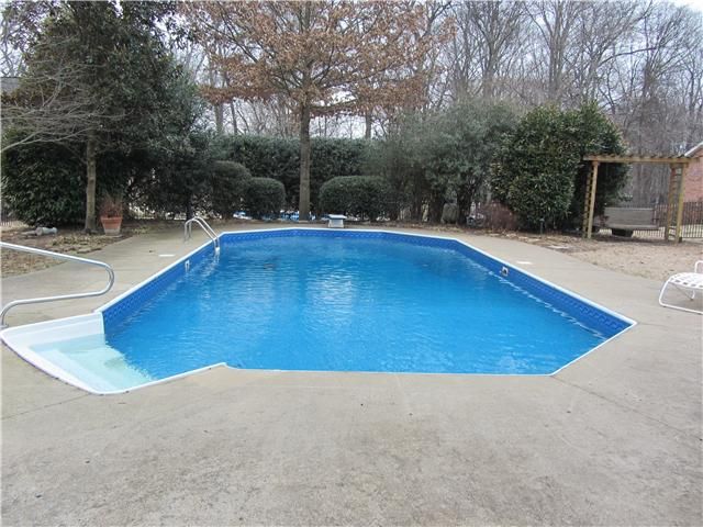 101 Bayview Ct, Hendersonville, TN 37075