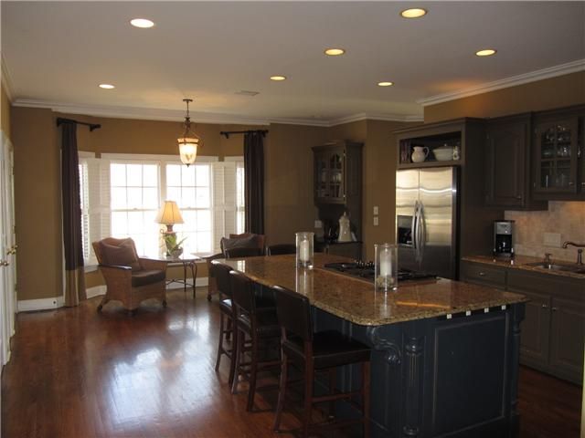 101 Bayview Ct, Hendersonville, TN 37075