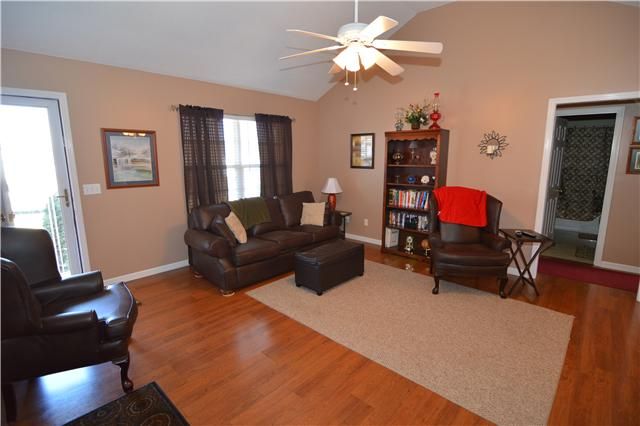 1106 Sentry Ct, Murfreesboro, TN 37130