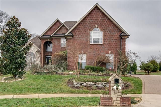 110 General Smith Pl, Hendersonville, TN 37075