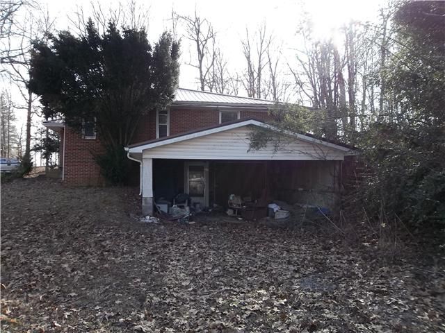202 Oak Park Dr, Dickson, TN 37055