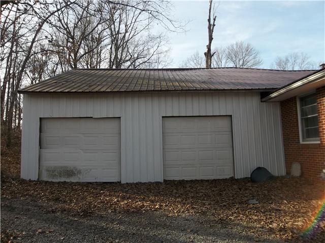 202 Oak Park Dr, Dickson, TN 37055