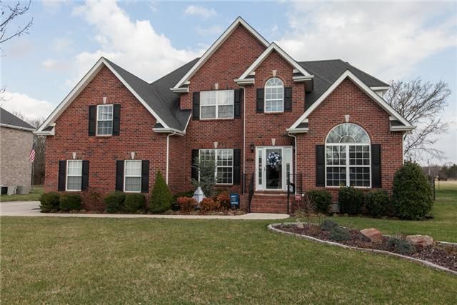 1228 Marathon Dr, Murfreesboro, TN 37129