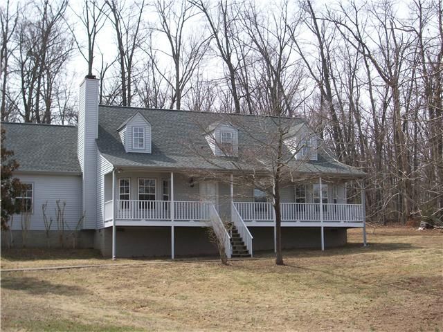 1003 Edwin Rd, Dickson, TN 37055