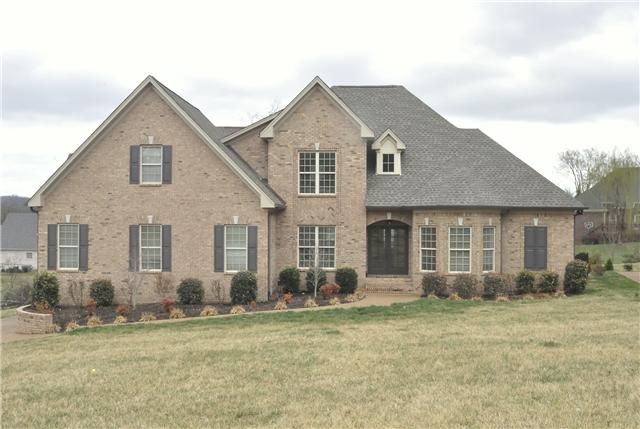 1005 Atchley Ct, Hendersonville, TN 37075