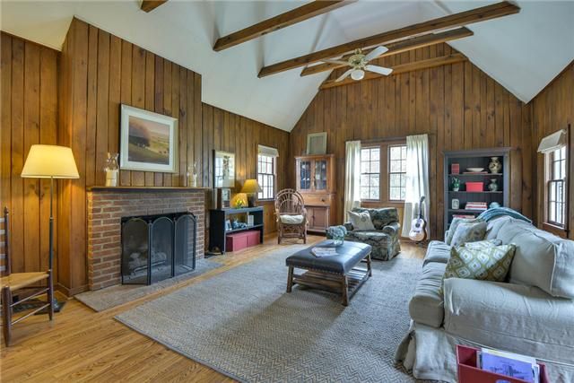 332 Walnut Dr, Nashville, TN 37205