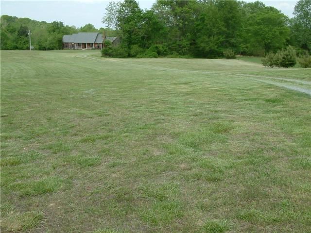 4060 Ginny Ln, Springfield, TN 37172