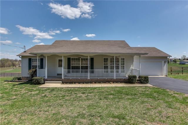 562 D V Cir, Spring Hill, TN 37174