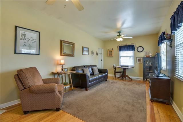 107 Orchard Dr, Old Hickory, TN 37138