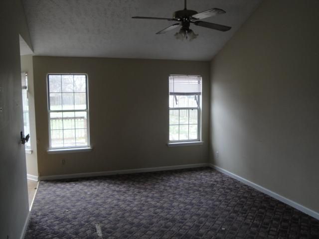 5351 Candy Cane Ct, Murfreesboro, TN 37129