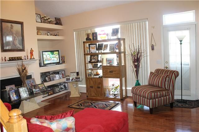 1820 Apple Valley Cir, Nashville, TN 37207