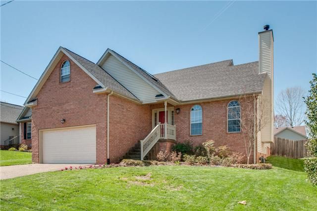 1136 Crestfield, Nashville, TN 37211