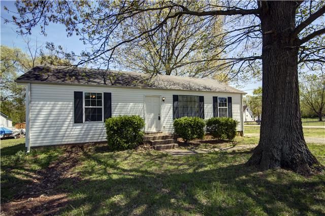 5769 Seminary Rd, Smyrna, TN 37167