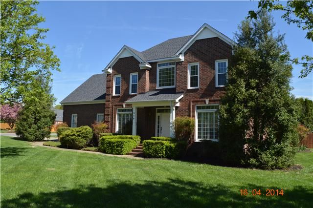 514 Round Table Ct, Murfreesboro, TN 37129