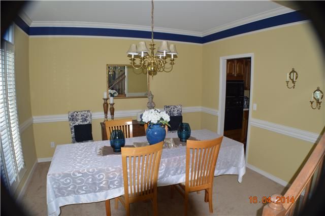 514 Round Table Ct, Murfreesboro, TN 37129