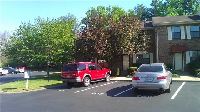 106 Thistle Ln #106, Hermitage, TN 37076
