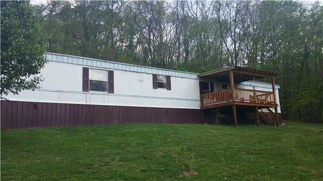 24 Lester Ln, Gordonsville, TN 38563