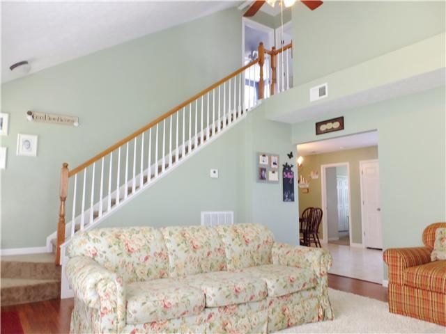 1012 Mallory Ln, Spring Hill, TN 37174