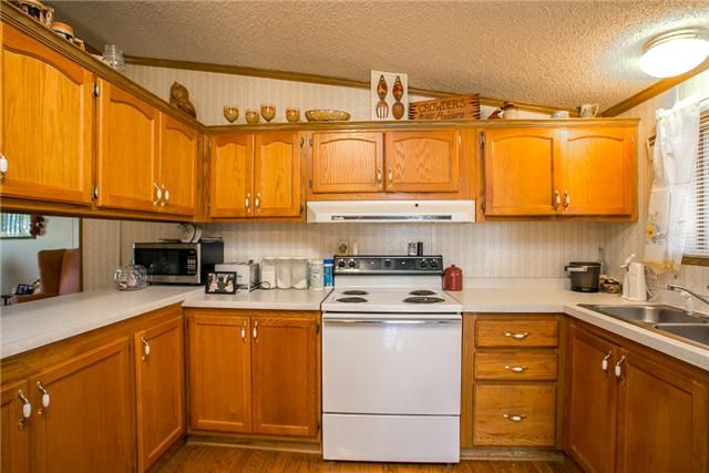 372 New Deal Potts Rd, Cottontown, TN 37048