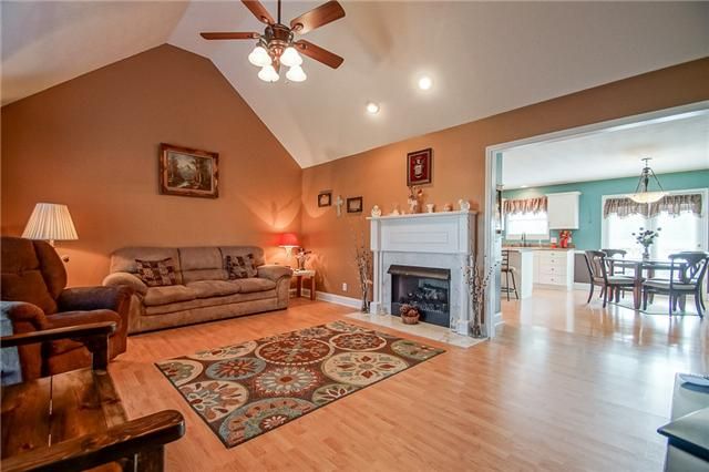 2043 Smith Cir, Greenbrier, TN 37073