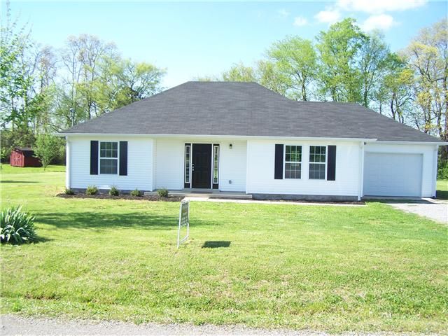 212 Royal Garden Dr, Murfreesboro, TN 37130
