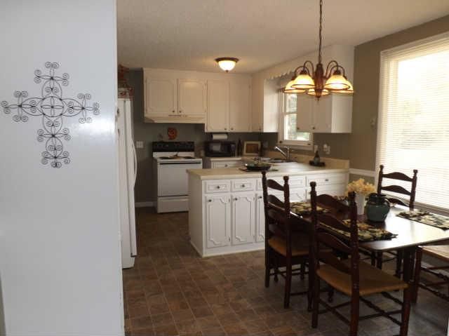 2628 Bellar Rd, Greenbrier, TN 37073