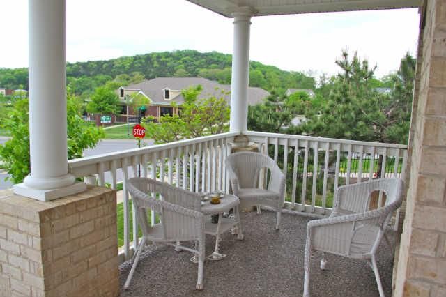 1000 Dunrobin Dr, Franklin, TN 37067