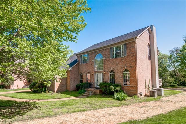 5801 Cross Pointe Ln, Brentwood, TN 37027