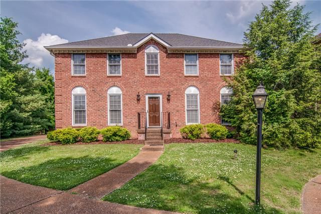 1732 Nottingham Pl, Nashville, TN 37221