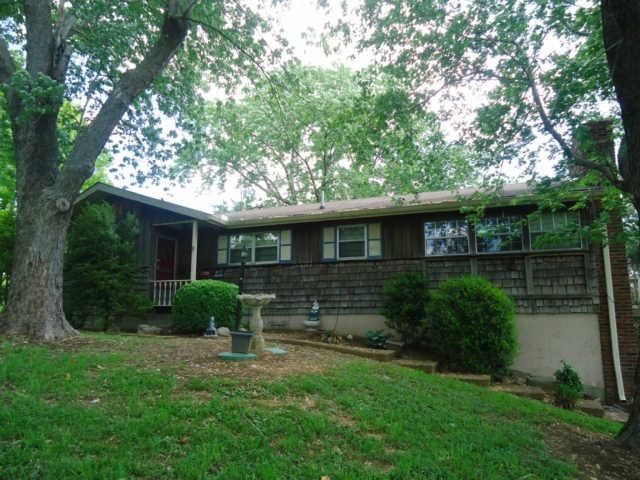 2155 Neelys Bend Rd, Madison, TN 37115