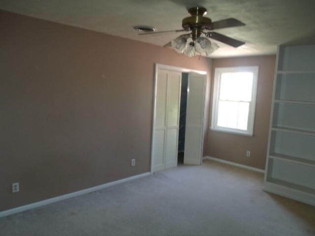 206 Old Hwy 48, Charlotte, TN 37036