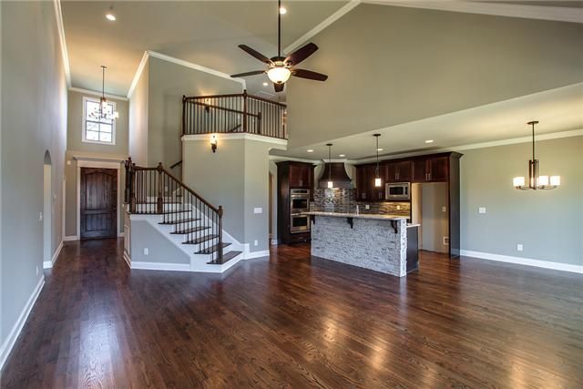 2733 Cabin Run Bridge Rd, Thompsons Station, TN 37179
