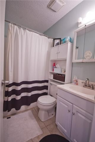 708 Castle Dr, Franklin, TN 37064