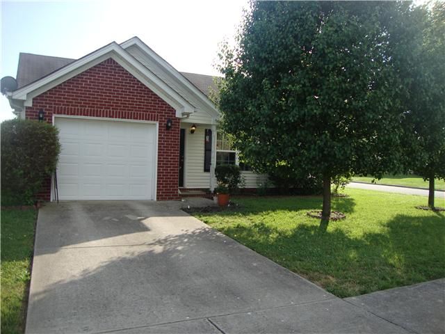 7300 Ole Nottingham Dr, Antioch, TN 37013
