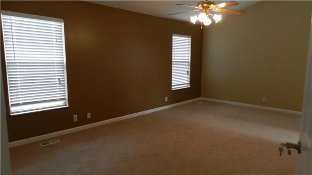 802 Wynfair Ct, Mount Juliet, TN 37122