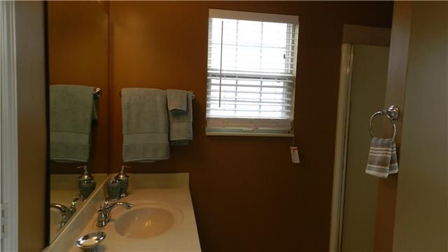 802 Wynfair Ct, Mount Juliet, TN 37122